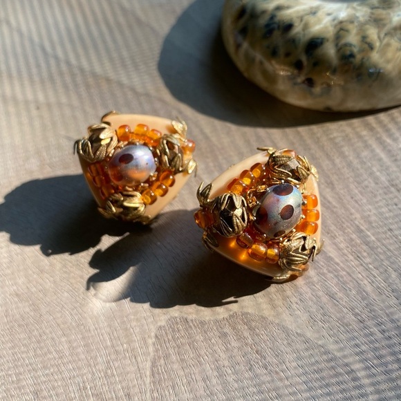 Vintage Hobé Amber Glass Bead and Lucite Clip On Triangle Earrings - Picture 3 of 5
